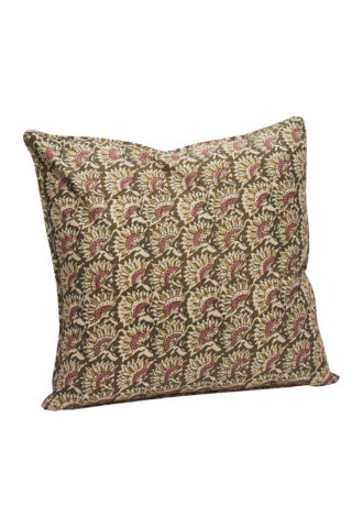 Coussin carré à motif floral beige et rose